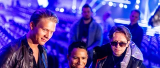 Första gången i Melodifestivalen – och på scen