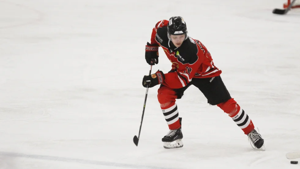 Tim Palmberg gjorde det ena av Lindens två mål i förlustmatchen hemma mot Vimmerby. Arkivbild.