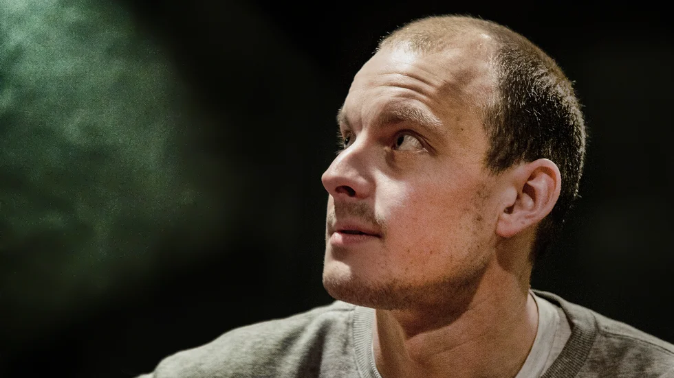 Olle Agebro, ordförande för Föreningen Fyrisbiografen, vill öka möjligheterna till socialt umgänge efter en bra film på Fyrisbion.
