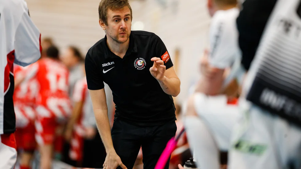 Drygt tre veckor har gått sedan Andreas Harnesk fick lämna sitt tränaruppdrag i Storvreta. 