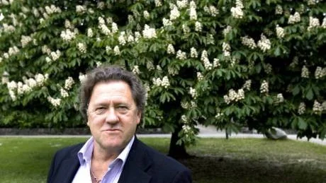 - Det är för många som glider på en räkmacka i dag. Vi gör ingenting eget längre, det blir alltid någon jävla version av någon utländsk artist, säger Tommy Körberg.Foto: Anders Wiklund/Scanpix
