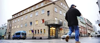 Nämndhuset till salu - men huset rivs först