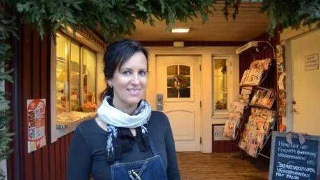 Annette Hjalmarsson, som driver Tindered Lantkök sedan 1990 bygger till igen. Nu blir det en entré som till största delen kommer att innehålla en butik för närproducerade varor. Foto: Hans Brandin