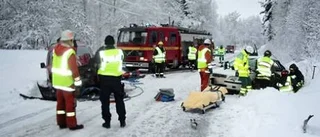 Allvarlig trafikolycka på riksväg 35