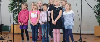 Barn sjöng in påsken