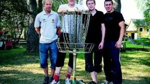 Guldmedaljörer. Westervik Frisbees segrande lag. Från vänster: Anders Swärd, Jonas Hälleblad, Mattias Nilsson och Dennis Vuorisalo.Foto: Andreas Smitz