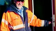 Klippa. Till nyår stänger Rune Torstensson dörrarna på stationsbyggnaderna på sträckan Västervik-Hultsfred efter tio års arbete hos Förvaltnings AB Smålandsbanan. - Det har varit ett toppenjobb men nu känns det skönt att få sluta, säger Rune, 63 år.
