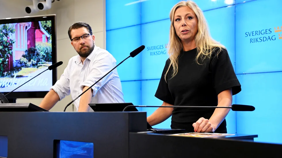 Sverigedemokraternas partiledare Jimmie Åkesson och socialpolitiska talespersonen Linda Lindberg.