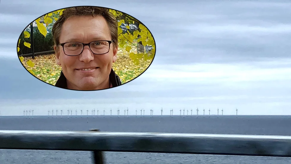Havsbaserad vindkraft finns än så länge bara på några få ställen i Sverige. Denna vindkraftspark syns från Öresundsbron. Infälld i bilden, Martin Isæus.