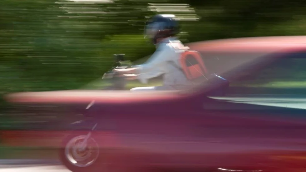 Mopedstöld. Det var inbrott i ett förråd och en moped stals.
