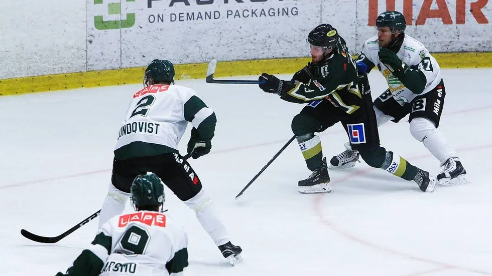 Kedjan med Niklas Rigelius (bilden), Mattias Johansson och lånet Pontus Andersson var stark.
