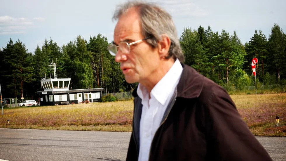 Byggaren. Björn Blomstrand är mannen bakom flygplanet som  har tagit piloten Johan Wiklund ända till Sydafrika.