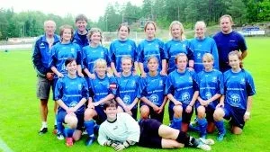 Seriesegrare. I höstas vann Gamleby IF division IV och tog klivert upp i division III. Foto: Ingemar Petersson