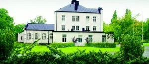 Antikvarie positiv till Holiday Club
