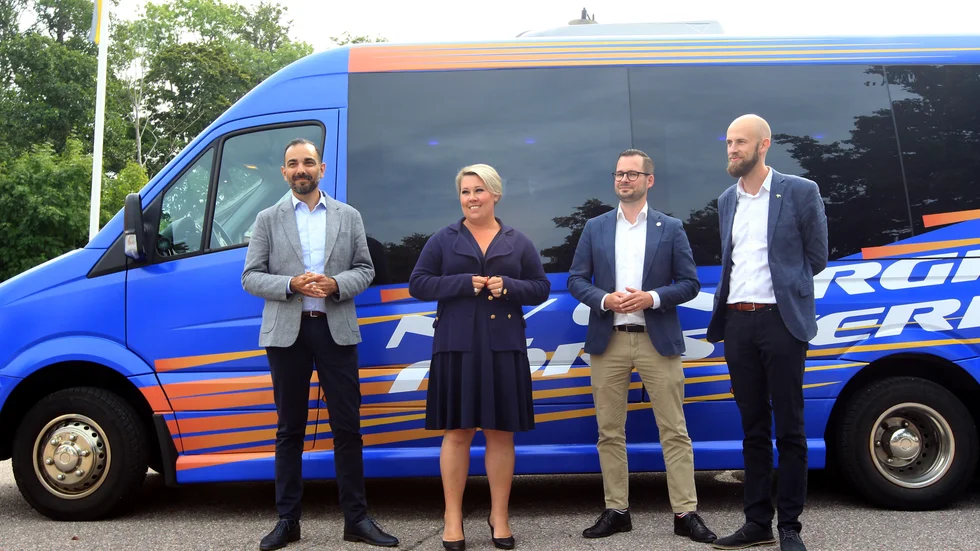 De energipolitska talespersonerna Arman Teimouri (L), Camilla Brodin (KD), Mattias Bäckström Johansson (SD) och Carl-Oskar Bohlin (M) gjorde ett uppmärksammat besök på Forsmarks kärnkraftverk.