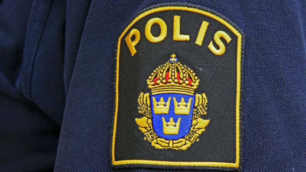 Besparingar väntar på Östgötateatern och det drabbar trotjänaren Richard Carlsohn som inte får förnyat kontrakt. "Jag hade räknat med att vara kvar", säger han.