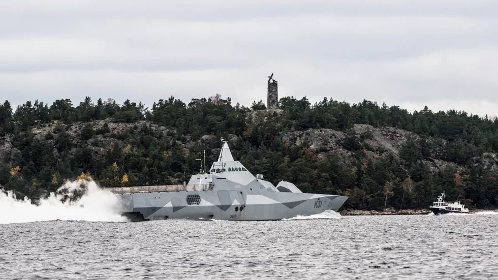 Öppna spjäll. Stridsbåten drog upp stora svall i innerskärgården och ledde till att en kalv fick avlivas.