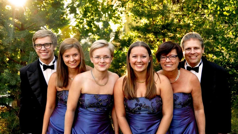 Musik. Familjen Hellgren bjuder på en ovanlig konsert i Skedevi församlingshus.
