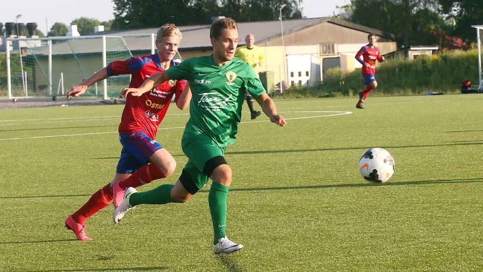 Eneby hamnade i underläge - men kom tillbaka och vann med 4–1 mot Svärtinge. I Eneby spelade nyförvärvet Martin Gustafson och var pigg.