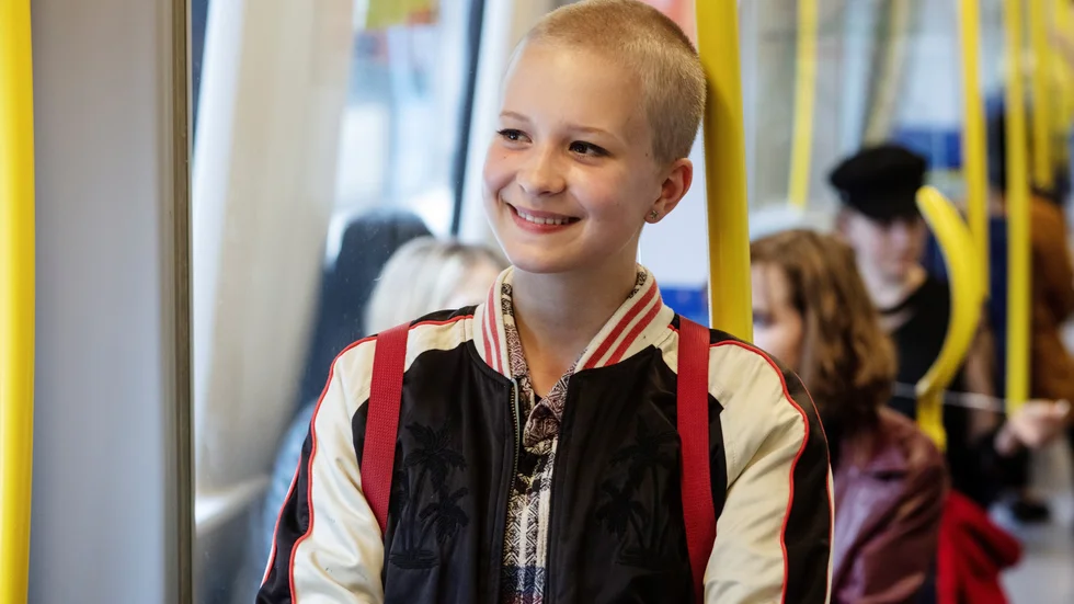 Sigrid Johnson spelar huvudrollen Sasha, som satsar på att bli ståuppkomiker i "Comedy queen". Pressbild.