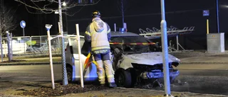 Parkerad bil började brinna – släcktes av räddnignstjänsten