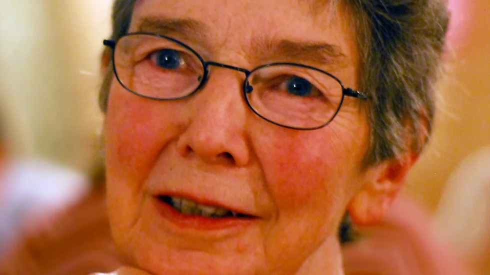 Astrid Hollingby Almroth