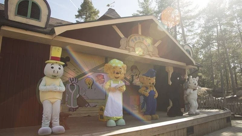 Bamses teaterscen i Kolmårdens djurpark.