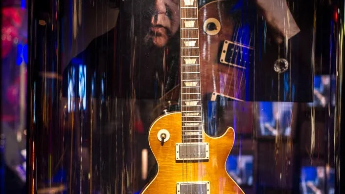 Klassisk. Replik av Peter Greens legendariska Gibson Les Paul.