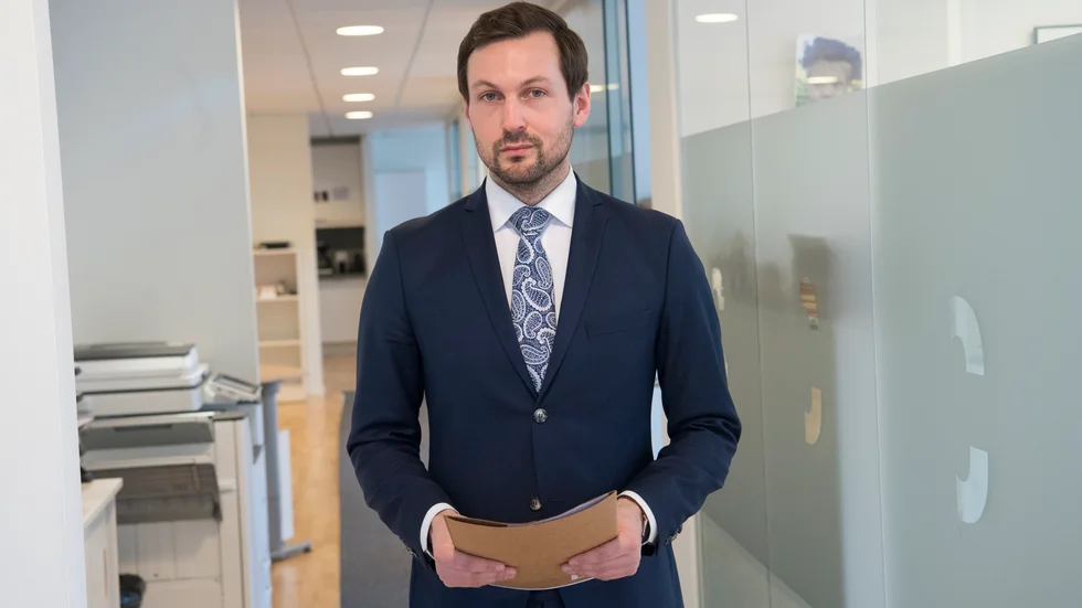 Viktor Banke, kvinnans advokat, säger att de nu måste analysera domen.