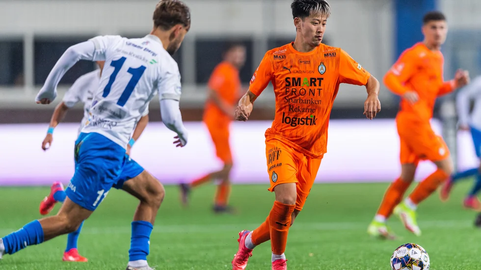 AFC hoppas kunna förlänga avtalet med mittfältaren Kazuki Takahashi.