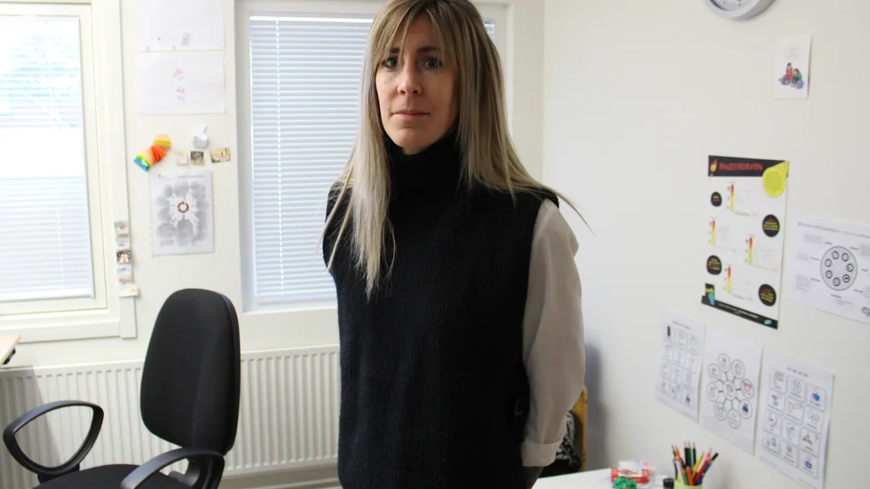 Angelica Löfstedt är instruktör i kommunens "Första hjälpen till psykisk hälsa" och menar att en del i arbetet att upptäcka psykisk ohälsa är genom att ställa rätt frågor.