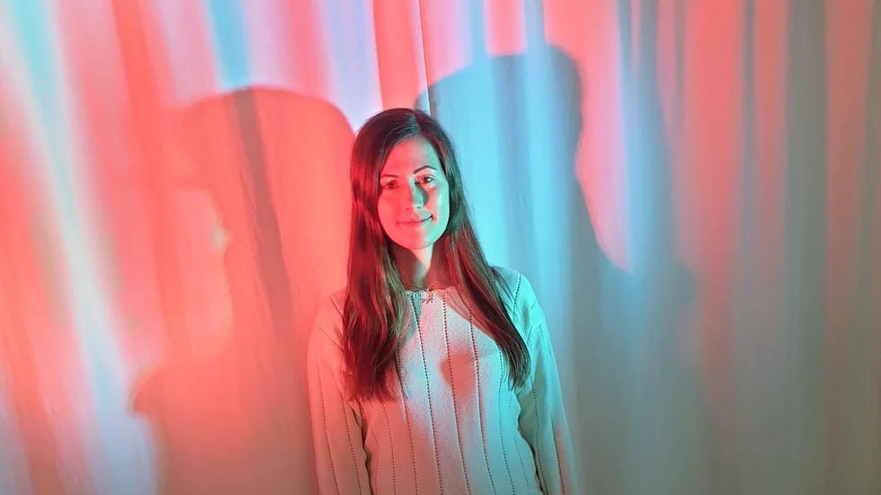 Piteåbaserade sångerskan Helena Nordin släpper två jazzplattor i år. Först ut är "Variations" där hon skippar alla instrument utom sång och trummor. 
"Jag är sjukt envis och vill ha saker på mitt sätt. När jag kommer på någonting vill jag gå hela vägen".