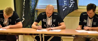 Trio klar för fortsättning i VIBK – förlänger med två år: "Bara att skriva på"
