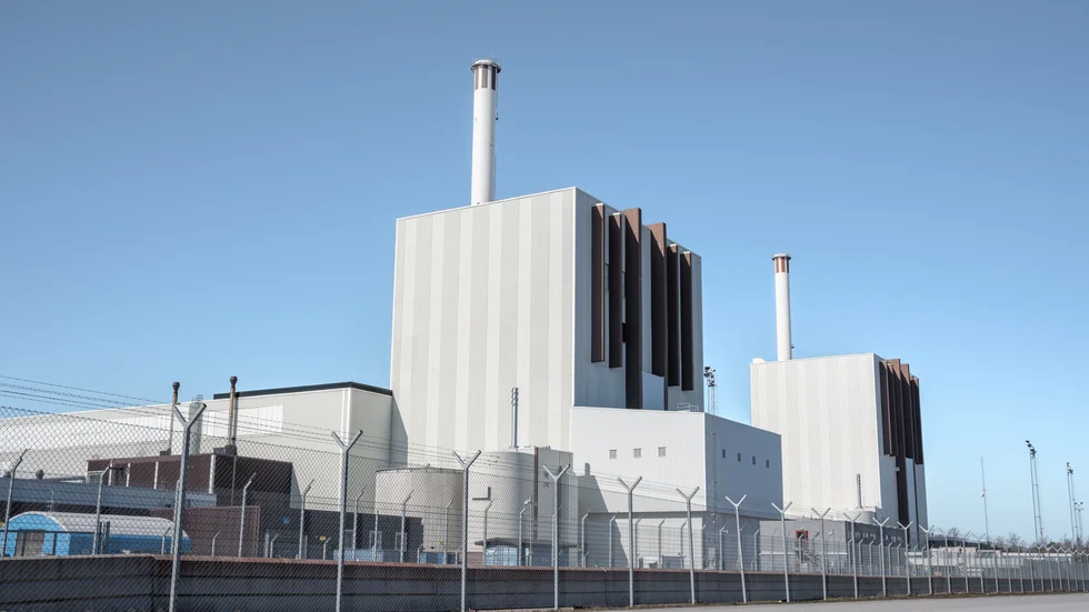 Tidöpartierna måste sluta påstå att klimatmålen kräver en kraftig utbyggnad av kärnkraften, skriver Björn Kjellström.