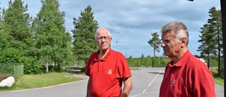 Motormännen kollar över rastplatserna runt om i Västerbotten så att de är trivsamma och trafiksäkra