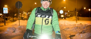 Svettigt när Rönnskärschefen är ute och cyklar