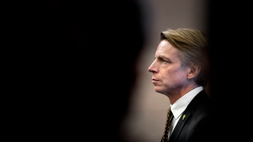 Miljöpartiets språkrör Per Bolund under en pressträff efter budgetomröstningen i riksdagen i förra veckan.