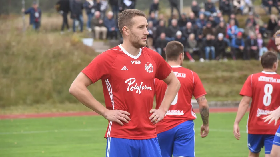 Daniel Gustafsson spelar vidare i Djursdala SK.