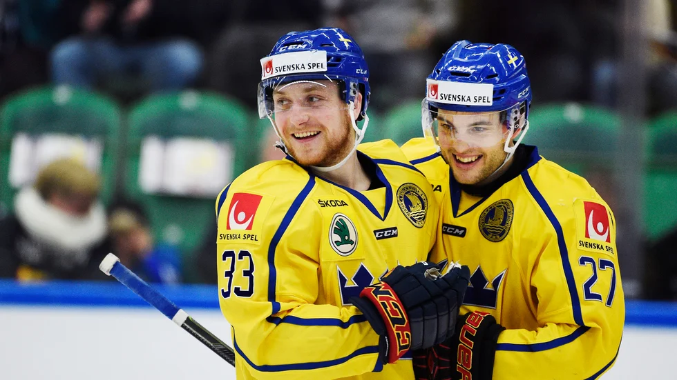 Linus Hultström är tillbaka i Tre Kronor.
