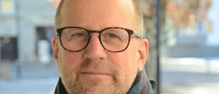 Flera chefer i kommunen är inhyrda konsulter – merkostnaderna motsvarar flera lärartjänster
