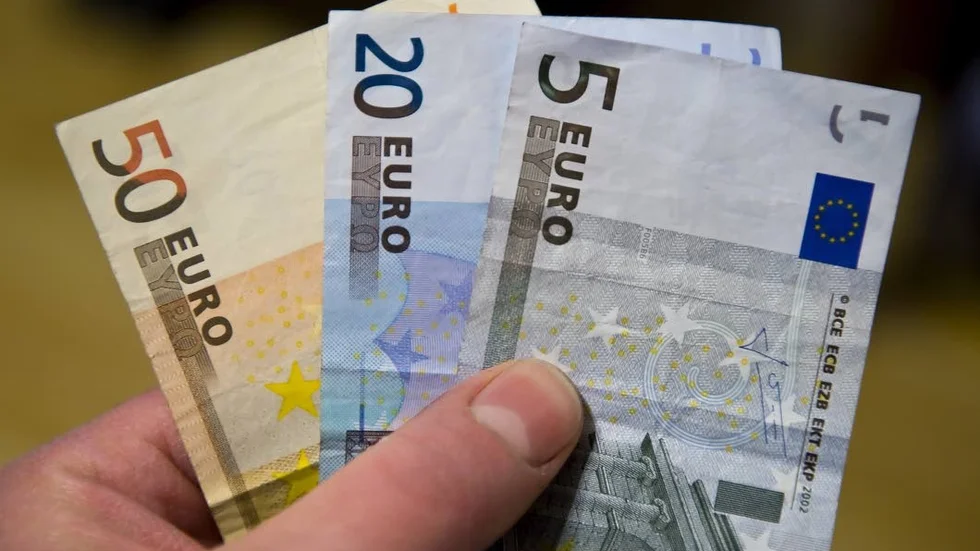 ÄKTA? Var försiktig om du hanterar eurosedlar.