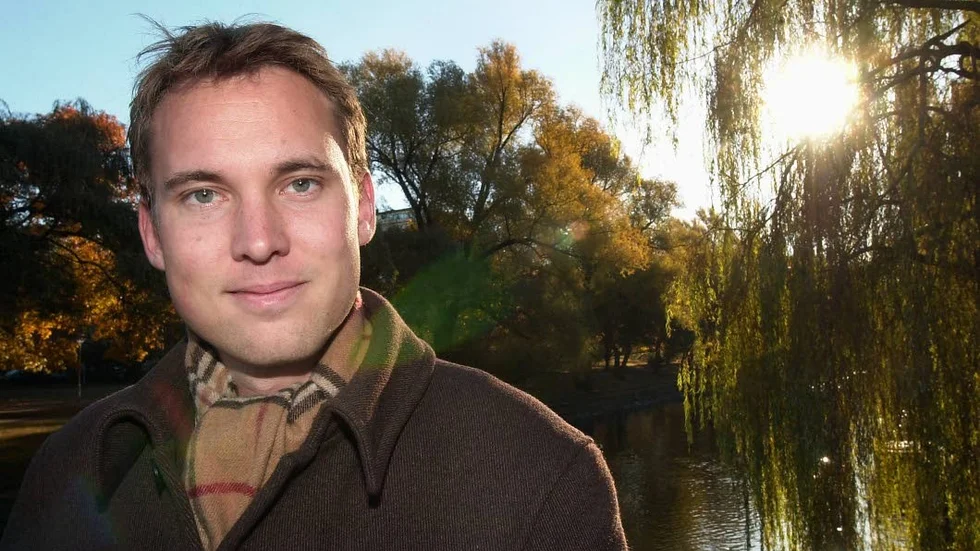 Nya möjligheter. Nils Vikmång (som på bilden är mycket ung) vill gärna ha det som i Norrköping. Det är bra. Ska han få det som han vill så behöver han agera som en Lars Stjernkvist.