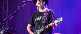 Plågsamt dåligt av Neil Young