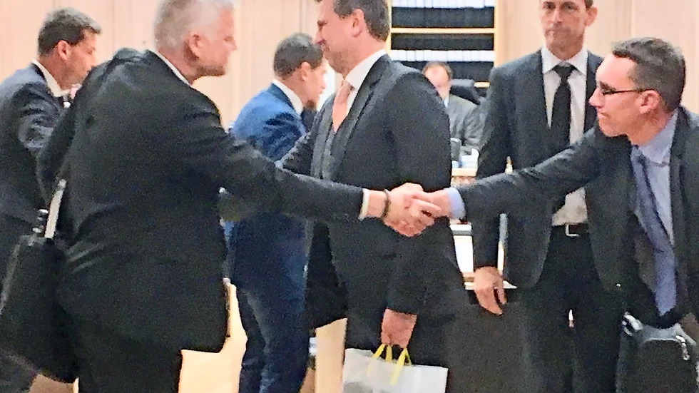 Handslag, sedan kom kraven. Nu har Arica Victims och Boliden lämnat in sina kostnadsräkningar även för förhandlingen i hovrätten.