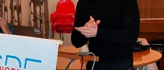 Spänning och rädsla på medlemsmöte