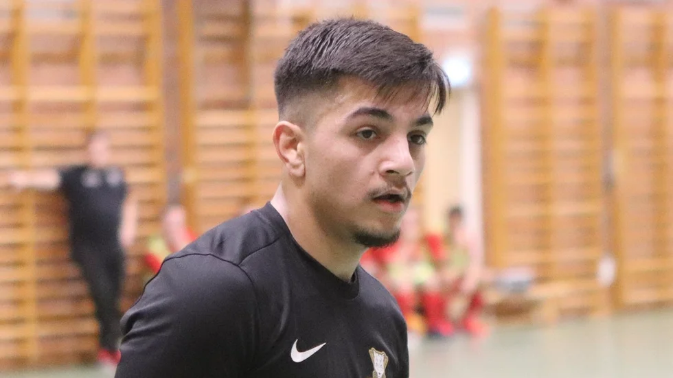 Demir Sulejmanovic var avstängd i Katrineholm City senaste match, men är tillbaka mot Spårävgen. 