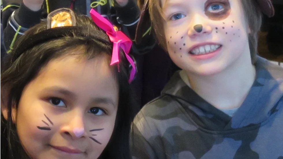  Tyra och Ruben var två av eleverna som medverkade i Djurens brevlåda 