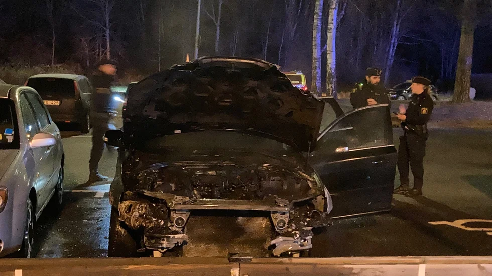 Ännu en bil blev lågornas rov i Brandkärr under torsdagskvällen.