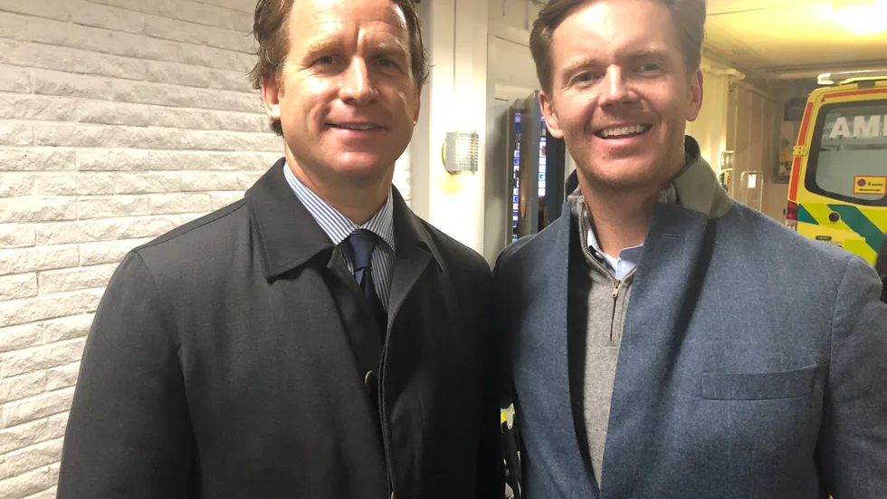 Besök från USA. Kurt Overhardt och Kevin Magnuson tillhör KO Sports inc och jobbar med många spelare med AIK-anknytning. Norran fick ett kort snack med duon, som bland annat berättade att de hade ögonen på Emil Djuse under matchen.