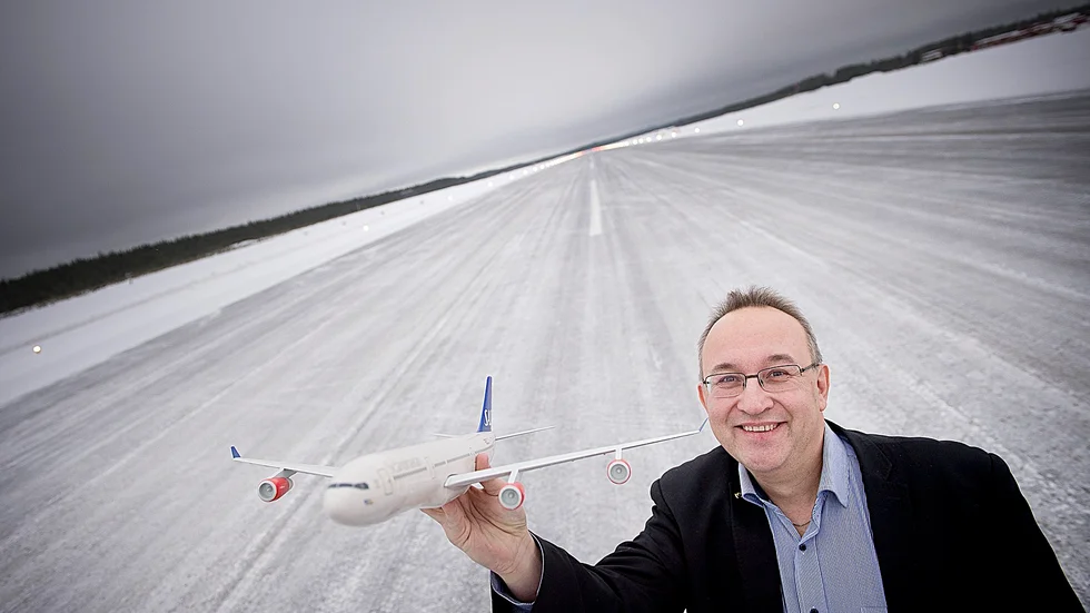 Skellefteå Airports vd Robert Lindberg fick på torsdagen klartecken att bygga ut landningsbanan på flygplatsen.
